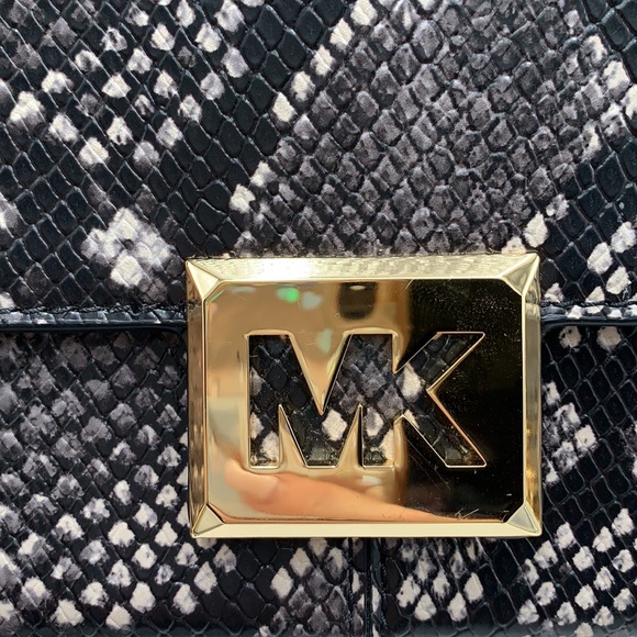 Michael Kors Sonia Medium Snake Embossed Shoulder Crossbody Bag Black color - Picture 15 of 16
